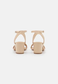 Anna Field Riemensandalette - Off-white 9 Anna Field Riemensandalette - Off-white -Anna Field 031067b0fcfc4697a0a428dabfd5d1b1