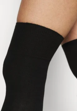 Anna Field 2 PACK - Overkneestrümpfe - Black 8 Anna Field 2 PACK - Overkneestrümpfe - Black -Anna Field 1c62cbb4a06141ddb6ae4a6e45fe0394