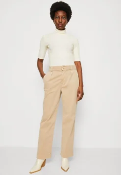 Anna Field T-Shirt Print - Off-white 9 Anna Field T-Shirt Print - Off-white -Anna Field 1d2ea3bbe18b4ef49343148659529118