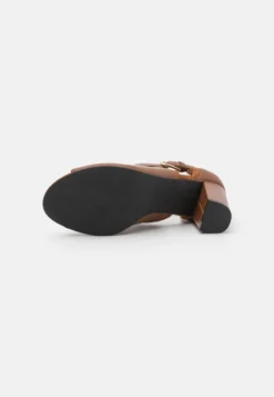 Anna Field LEATHER - Schaftsandale - Cognac 10 Anna Field LEATHER - Schaftsandale - Cognac -Anna Field 1f6a2f6ff19e4d74bb3ca5506bba5cab