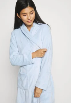 Anna Field LADIES PLUSH BATHROBE - Bademantel - Blue 9 Anna Field LADIES PLUSH BATHROBE - Bademantel - Blue -Anna Field 31ed8d417c8f4f52bb99a7a97a9dbba2