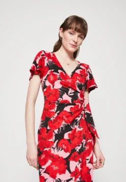 Anna Field Freizeitkleid - Red/pink 9 Anna Field Freizeitkleid - Red/pink -Anna Field 6033e0872d5e4507bfbc2bb3183cb212