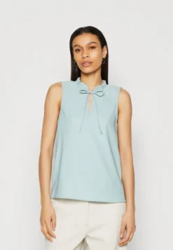 Anna Field Top - Light Green