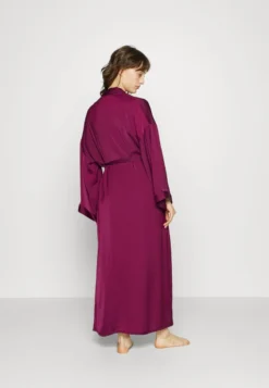 Anna Field BRIDAL DRESSING GOWN - Bademantel - Purple 9 Anna Field BRIDAL DRESSING GOWN - Bademantel - Purple -Anna Field a085f48db8e74ccdbb42fbed0337514c