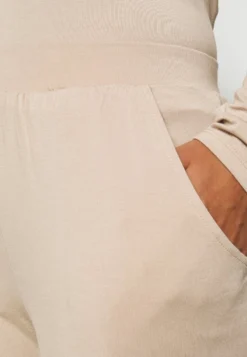 Anna Field Nachtwäsche Set - Taupe 11 Anna Field Nachtwäsche Set - Taupe -Anna Field a797616667e34a01b77e22859818f618