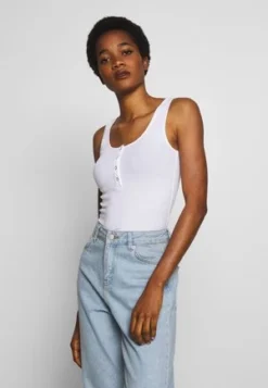 Anna Field Top - White 11 Anna Field Top - White -Anna Field b418e6776b5c4474bbb59902a3dcf2d3 1