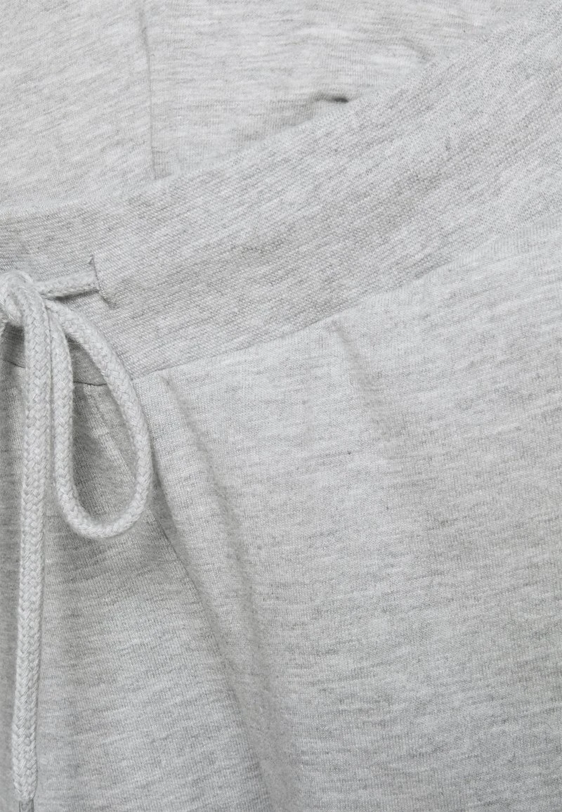 SLIM FIT JOGGERS - OVERBUMP - Jogginghose - Light Grey 6 SLIM FIT JOGGERS - OVERBUMP - Jogginghose - Light Grey – Bild 6