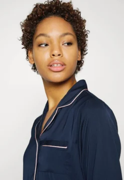 Anna Field AMANDA LONG SLEEVE SHORT SET - Nachtwäsche Set - Dark Blue -Anna Field d0c424c67eae486c8b274bf06540f70d