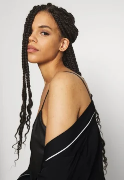 Anna Field AMANDA SATIN DRESSING GOWN - Bademantel - Black 9 Anna Field AMANDA SATIN DRESSING GOWN - Bademantel - Black -Anna Field eed1478cfddd45b9a2232895a3abc79a